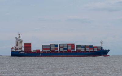 Southern California cargo vessels are still anchored offshore at congested seaports